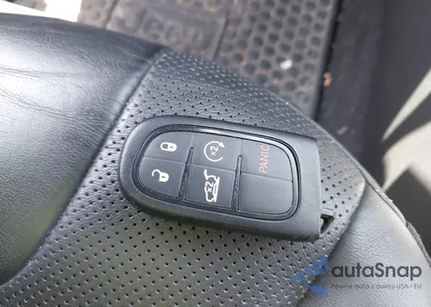 2019 Jeep Cherokee Limited 4X4 from USA, damaged, VIN 1C4PJMDN5KD408546